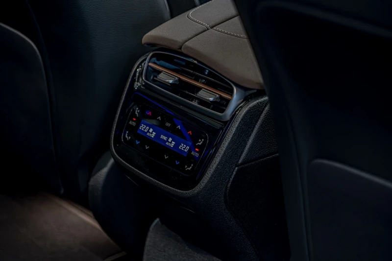 Mercedes-Benz EQS 450+ /Burmester/Подгрев/AirMatic/Virtual/AmbientPl, снимка 10 - Автомобили и джипове - 50339720