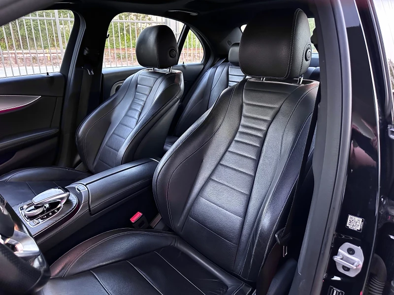 Mercedes-Benz E 220 AMG LINE* PANO* DIGITAL* ЛИЗИНГ, снимка 12 - Автомобили и джипове - 51515577