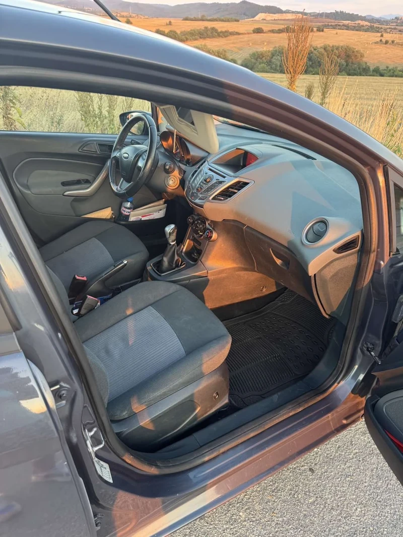 Ford Fiesta, снимка 9 - Автомобили и джипове - 51574343