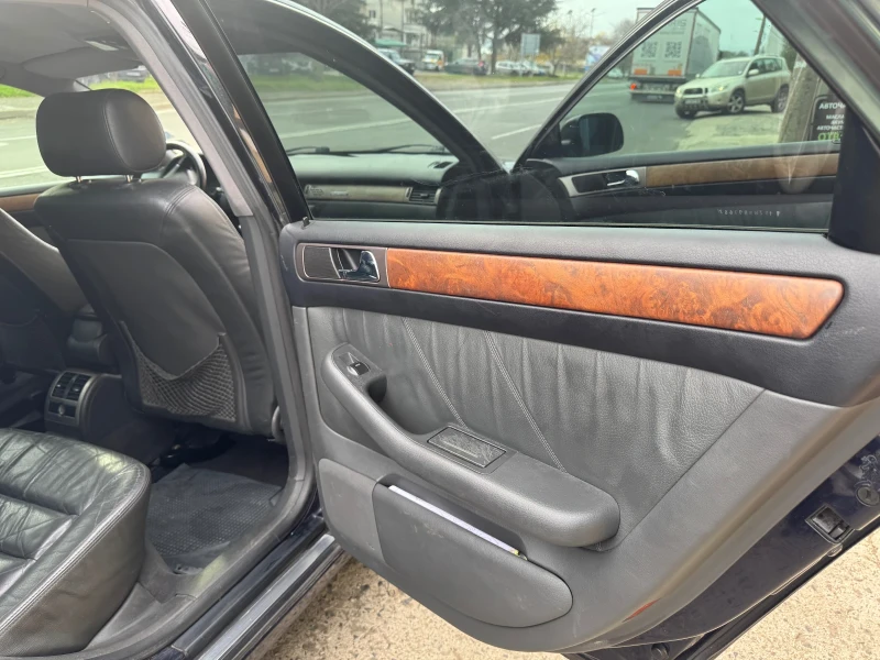 Audi A6 2.5 TDI, снимка 9 - Автомобили и джипове - 52463146