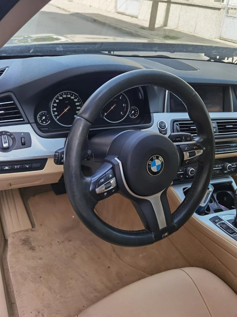 BMW 520, снимка 2 - Автомобили и джипове - 32900039