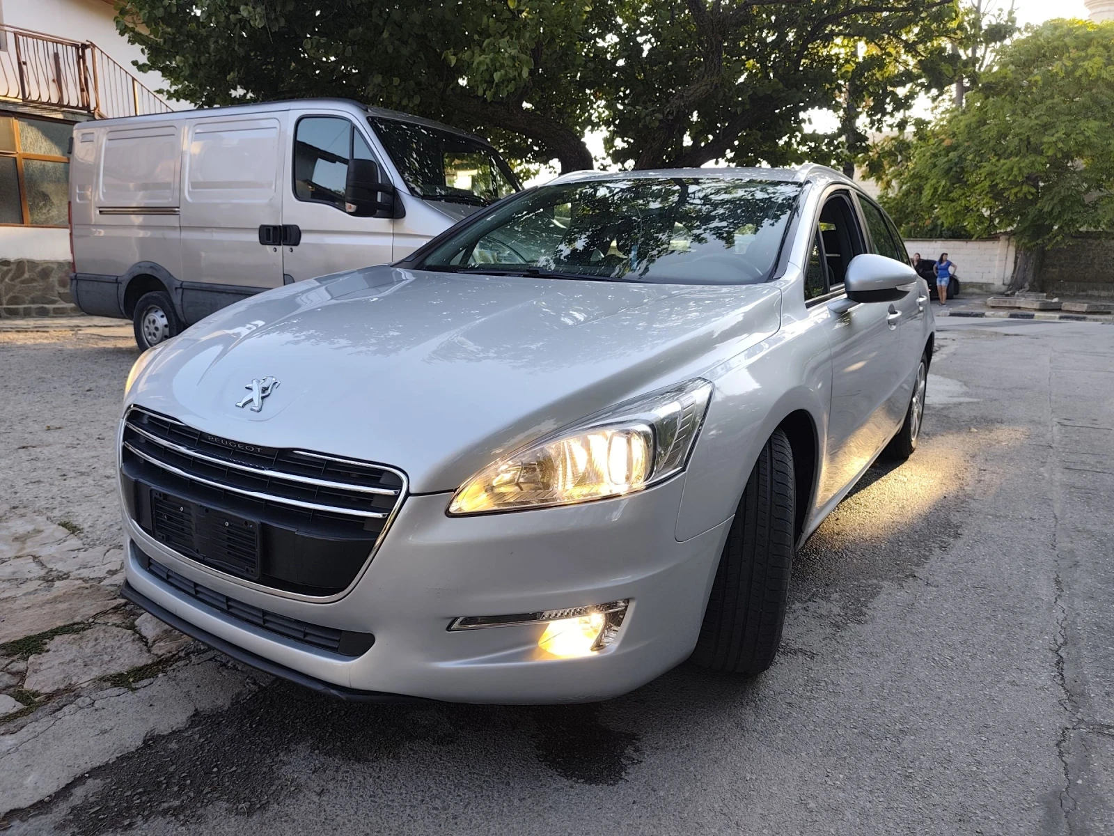 Peugeot 508 2.0HDI на 168000км Сервизна история Обслужена, снимка 1