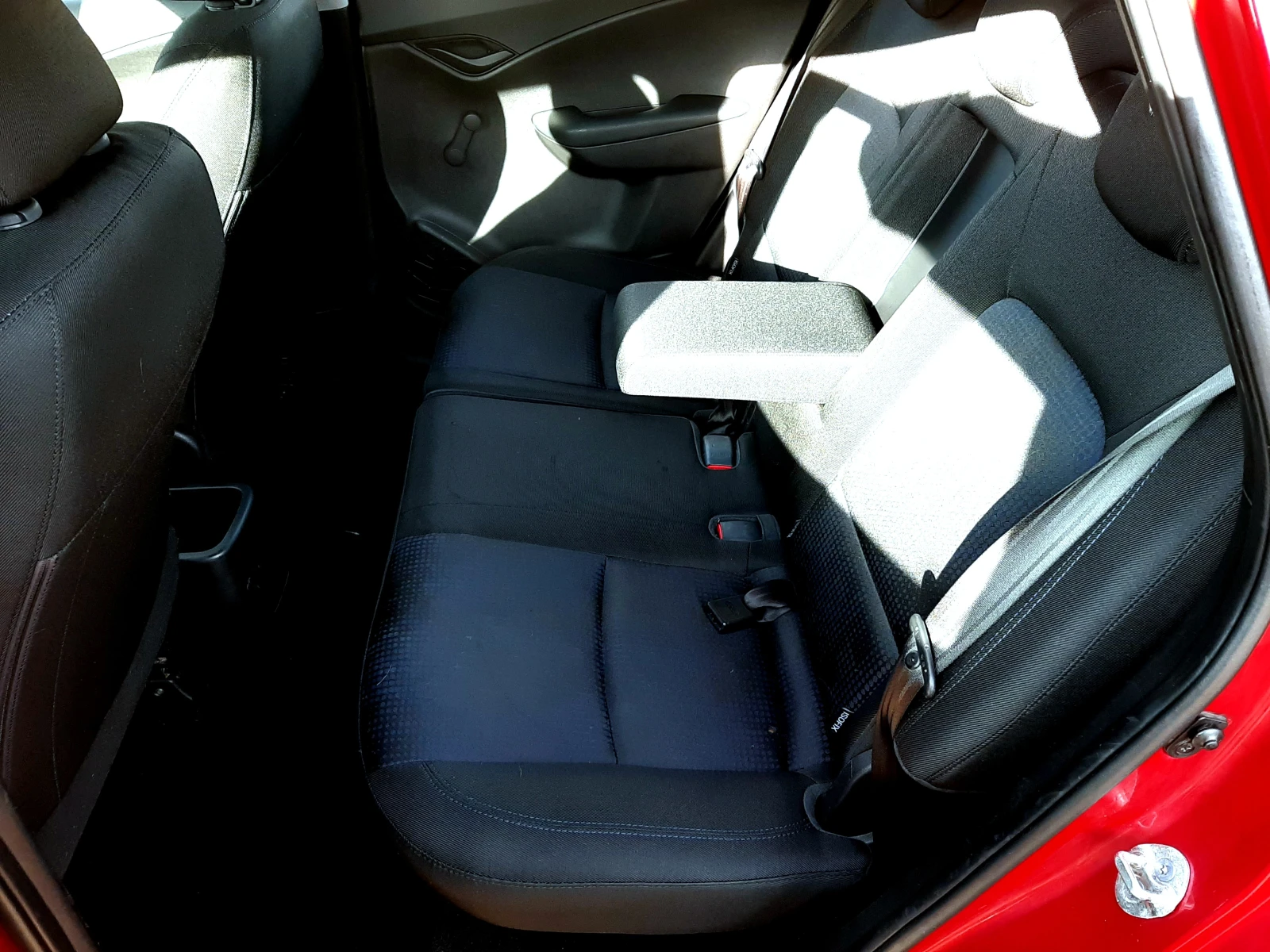 Hyundai Ix20 1.4CRDI-90кс-EURO-5A ! ! !  | Mobile.bg — изображение 14