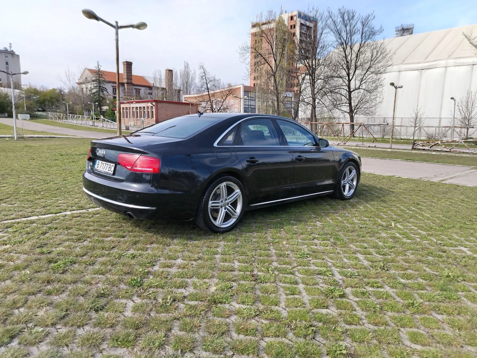 Audi A8 4.2TDI/БГ/V8/4X4/NIGHT VISION/DISTR/ВАКУМ - изображение 5