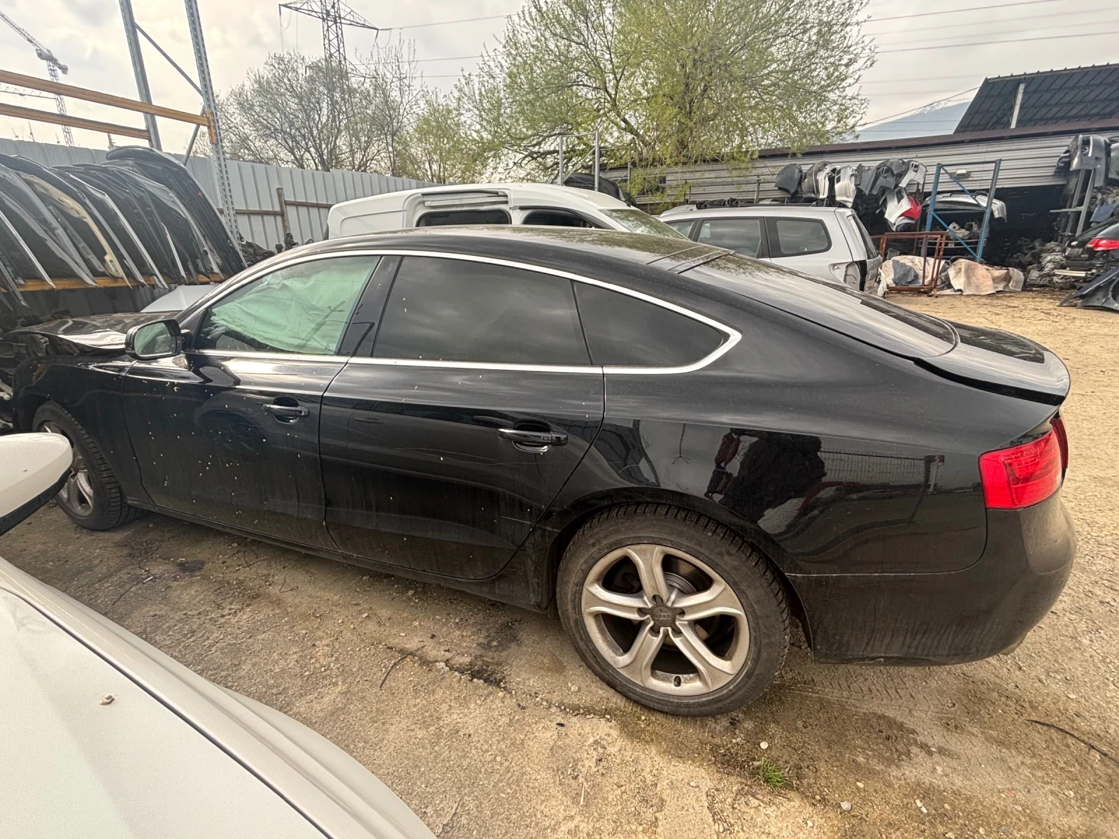 Audi A5 2.0 Tdi CJC - изображение 2