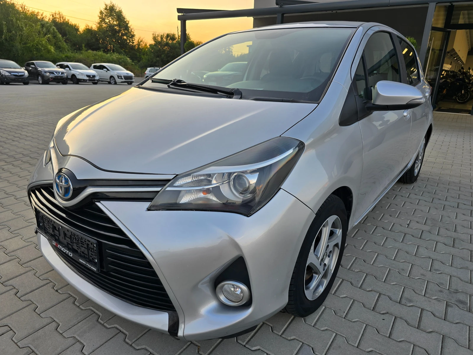 Toyota Yaris 1.5Hybrid, Камера, Нави, Евро 6, 12.2016г. - изображение 8