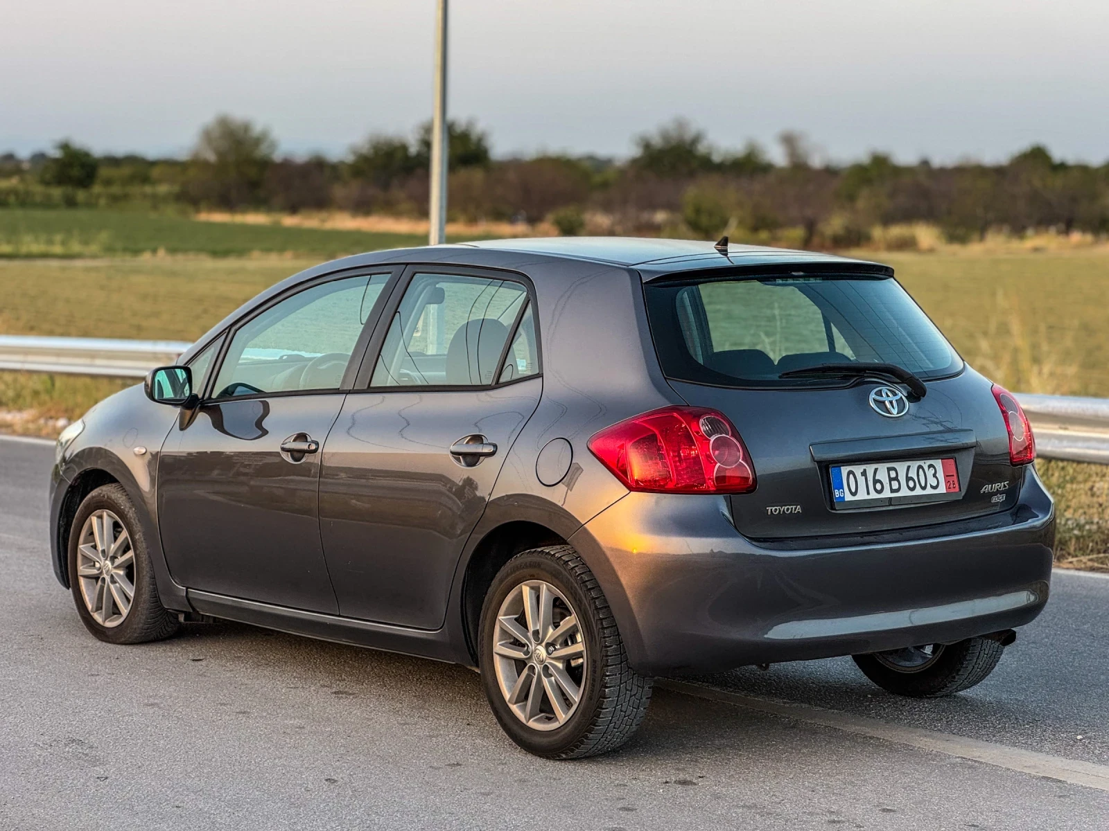 Toyota Auris 2.0 D-4D 125к.с.  - изображение 5