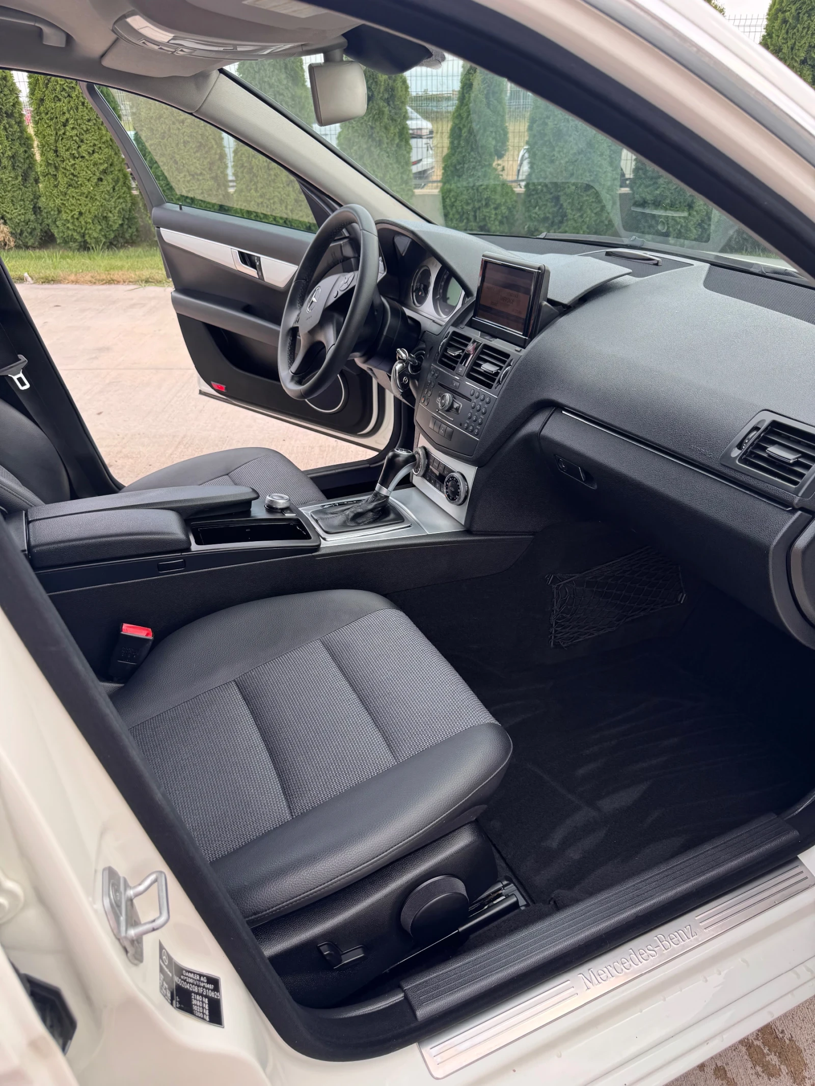 Mercedes-Benz C 220 * TOP* NAVI*  | Mobile.bg   11