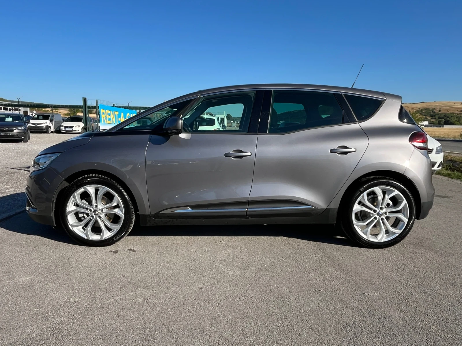 Renault Scenic  - изображение 2