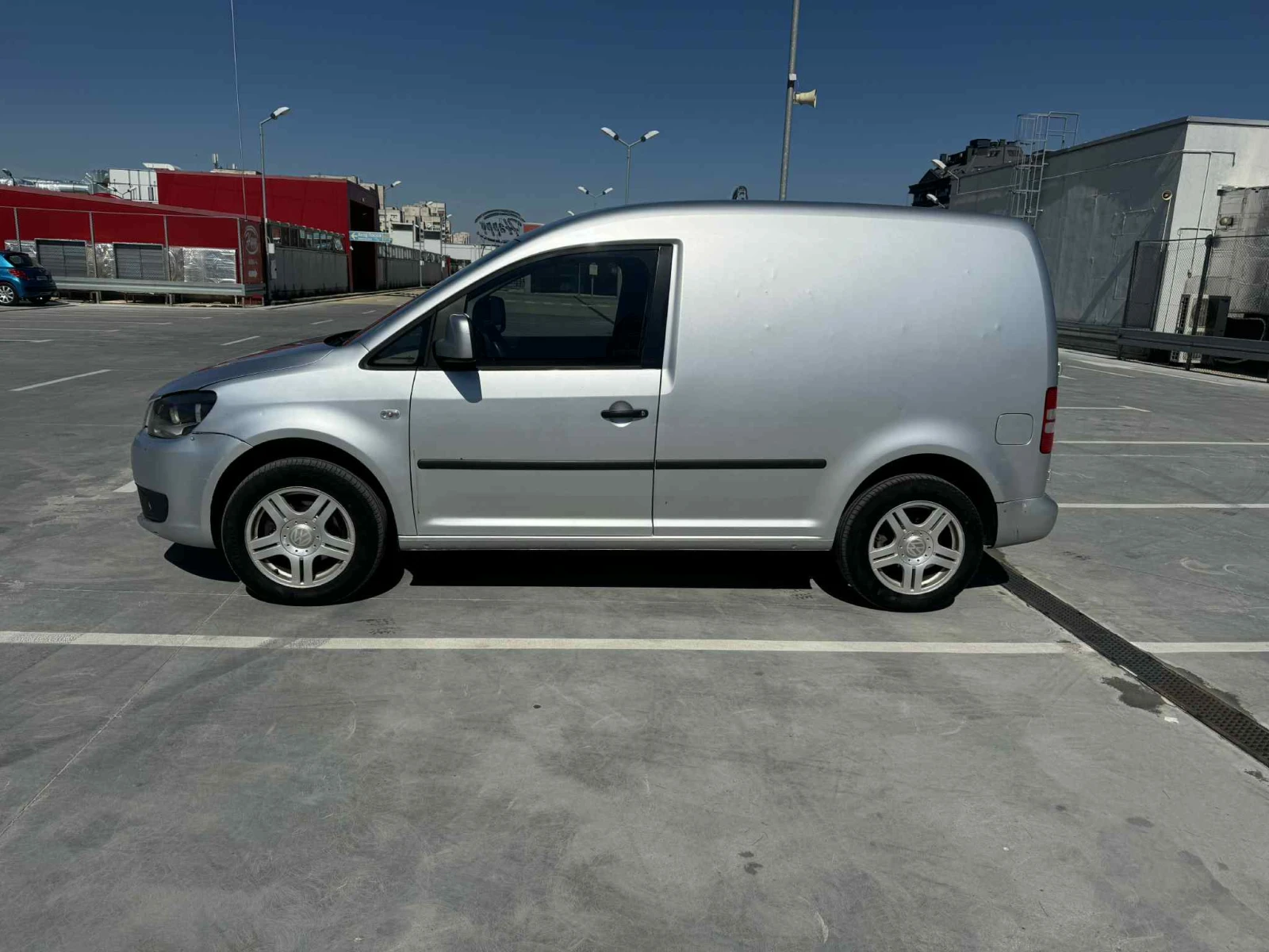 VW Caddy 1.6 TDI - изображение 4
