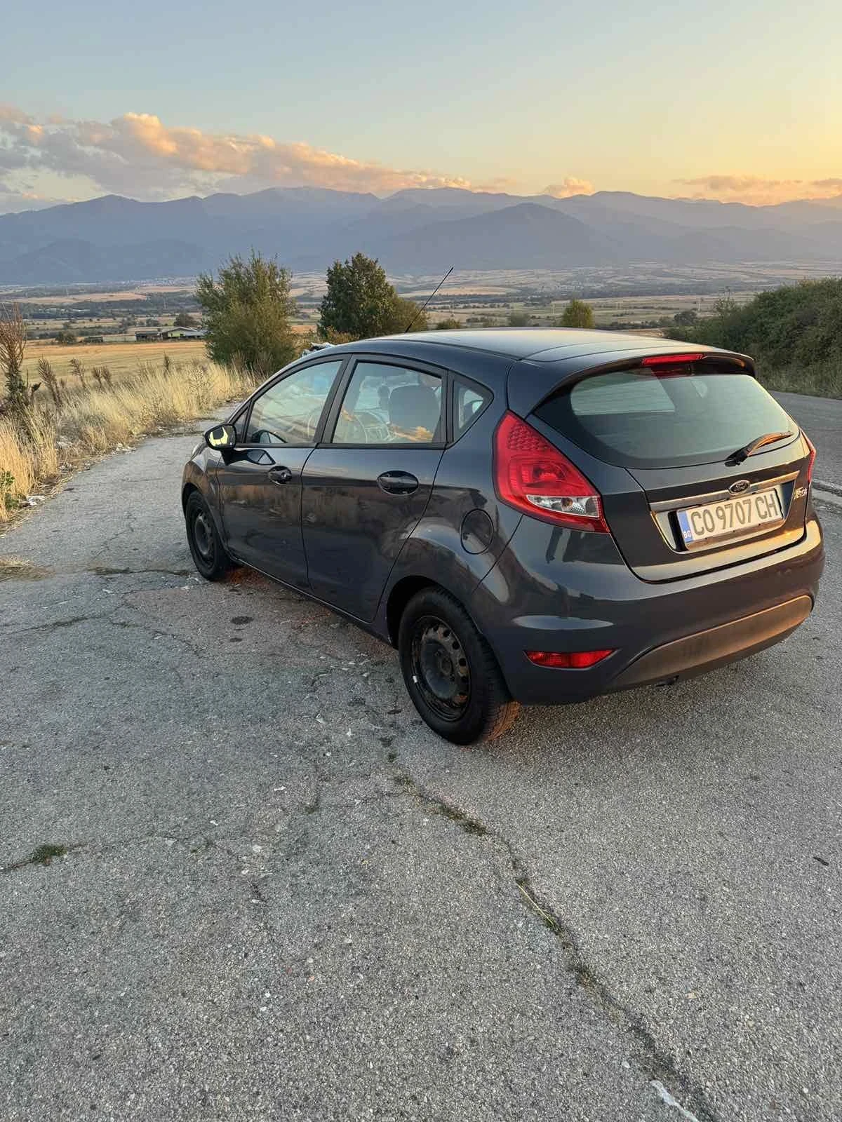Ford Fiesta  - изображение 6