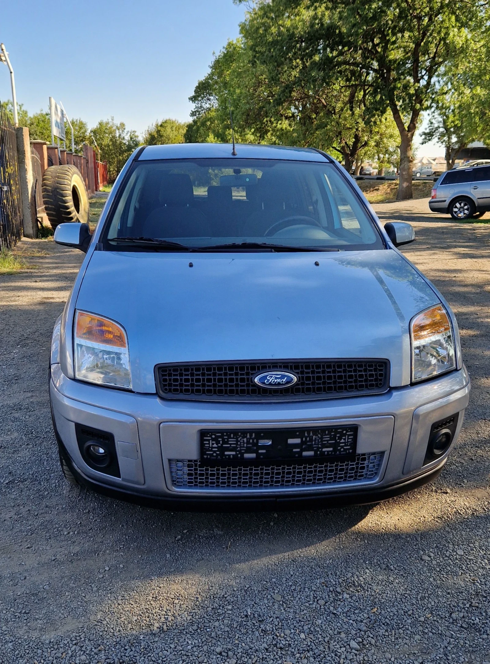 Ford Fusion 1.4i EcoSport - изображение 2