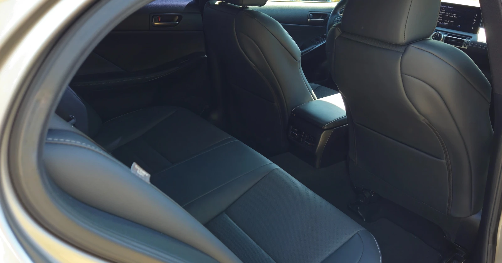 Lexus IS 350 F-SPORT; RWD; 3500cc V6; 311hp | Mobile.bg   12