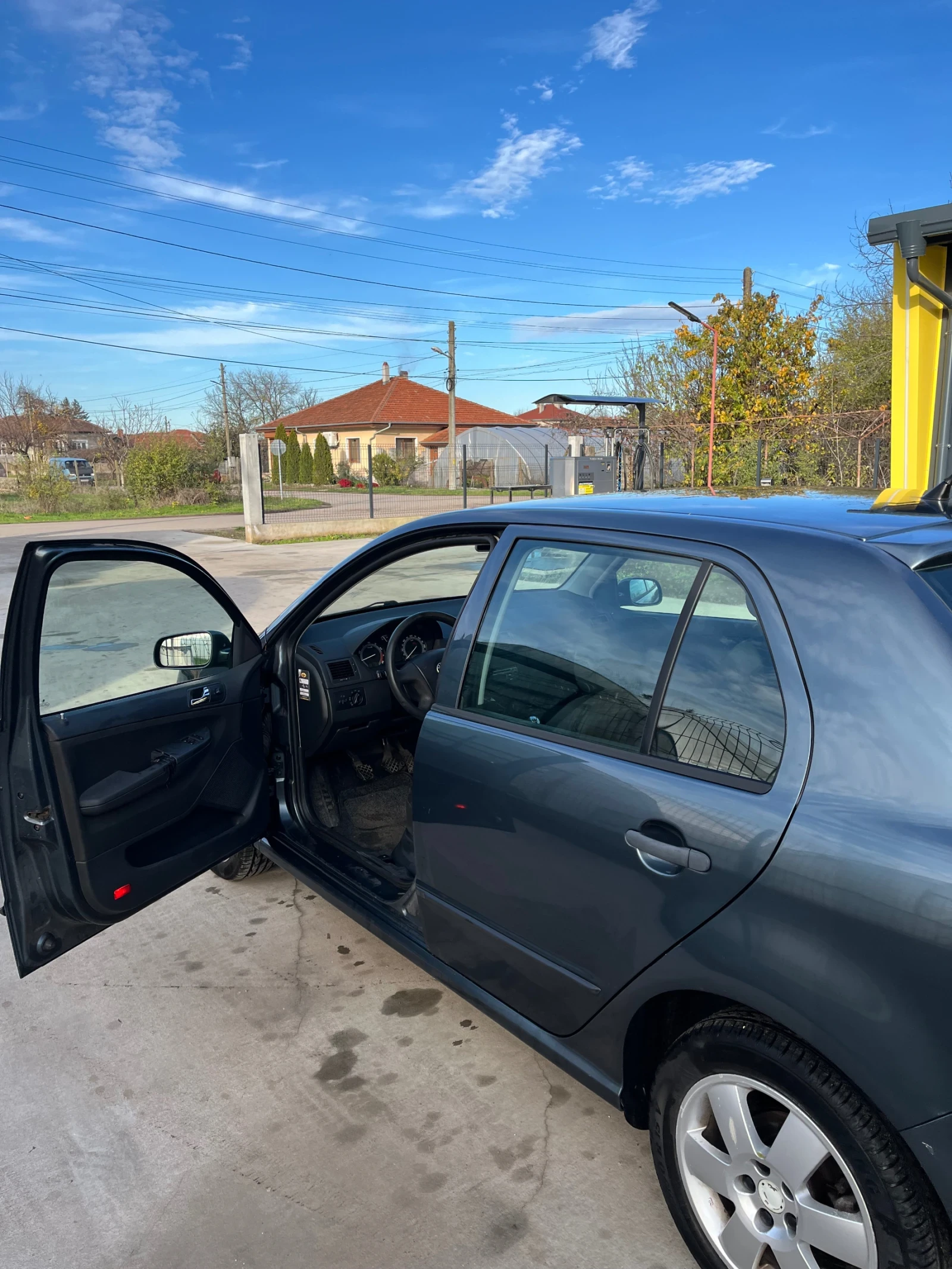 Skoda Fabia 2.0 MPI - изображение 5