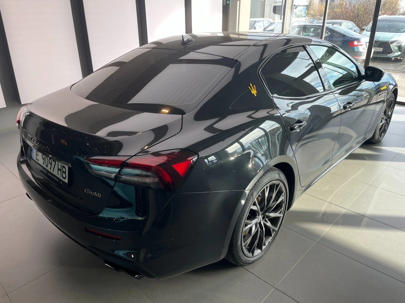 Maserati Ghibli SQ4 | Mobile.bg   2