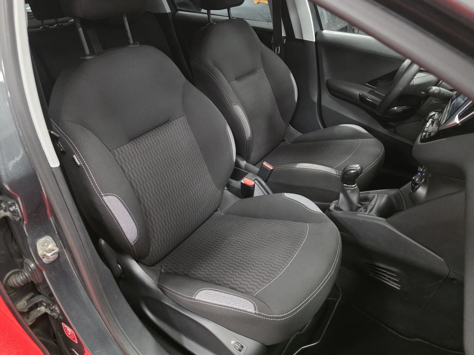 Peugeot 208 1.6 HDI | 100hp | EU6 | ������� ���������  | Mobile.bg � ����������� 14