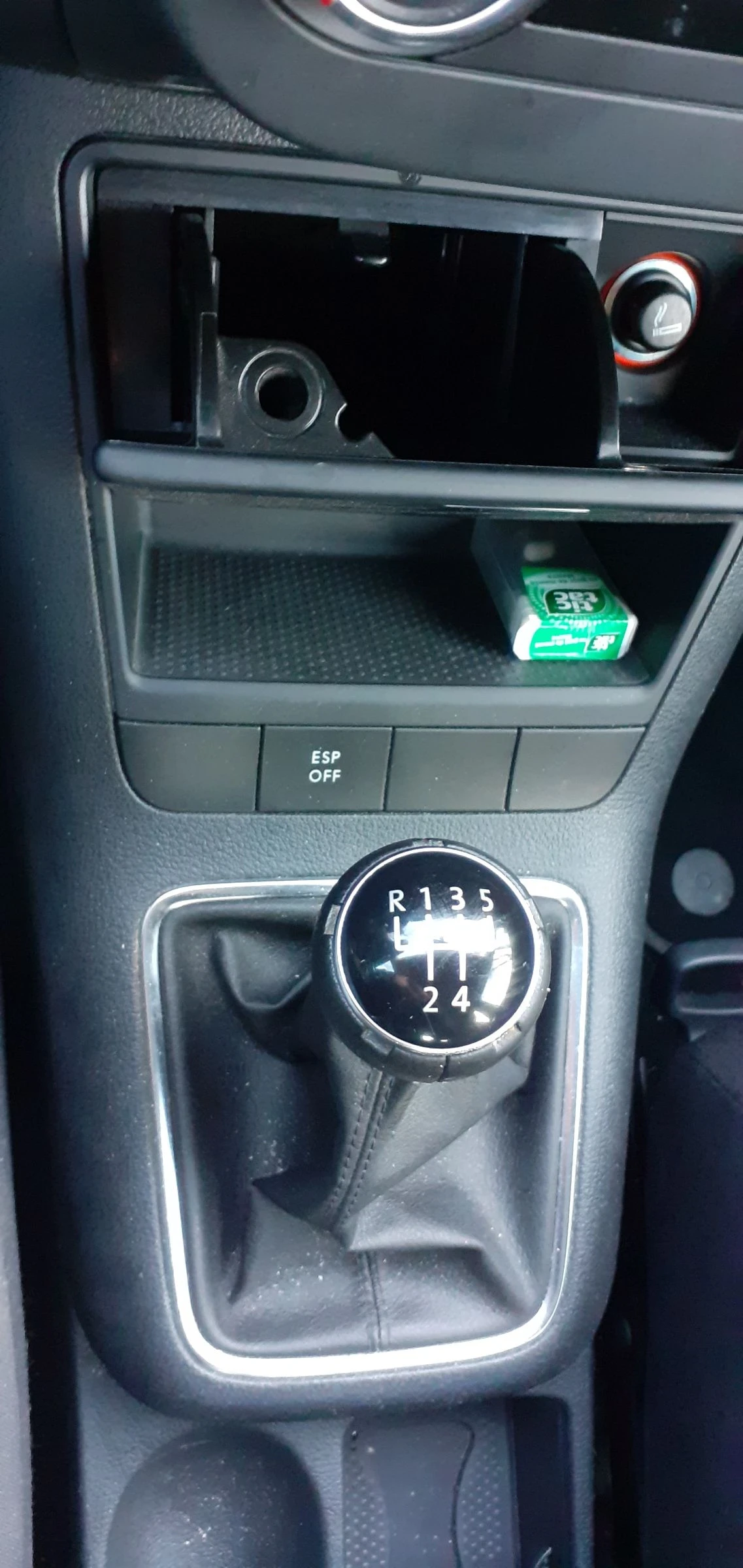 VW Golf Plus VI  1.6 TDI  105 k.c , снимка 10 - Автомобили и джипове - 53850741