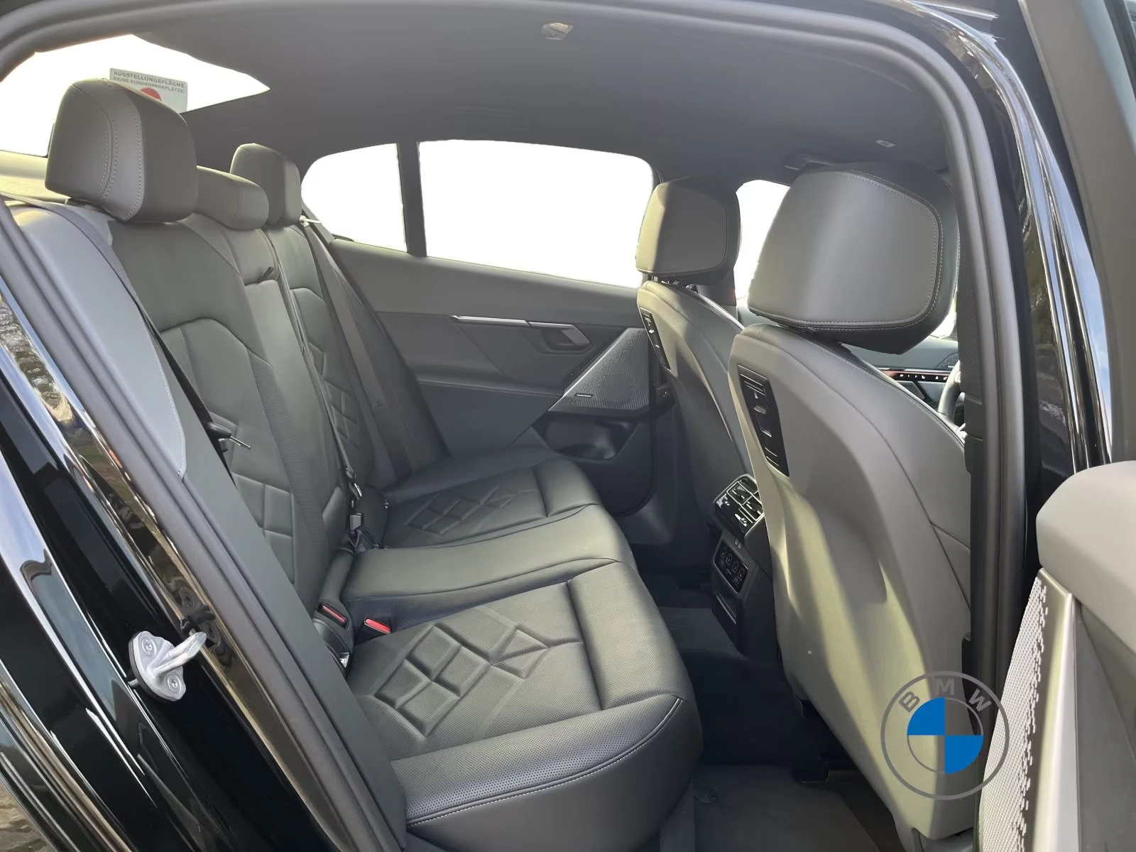 BMW 550 e/xDRIVE/489HP/MSPORT/20/MSPORT/360/NAVI/AMBI/914v | Mobile.bg � ����������� 14