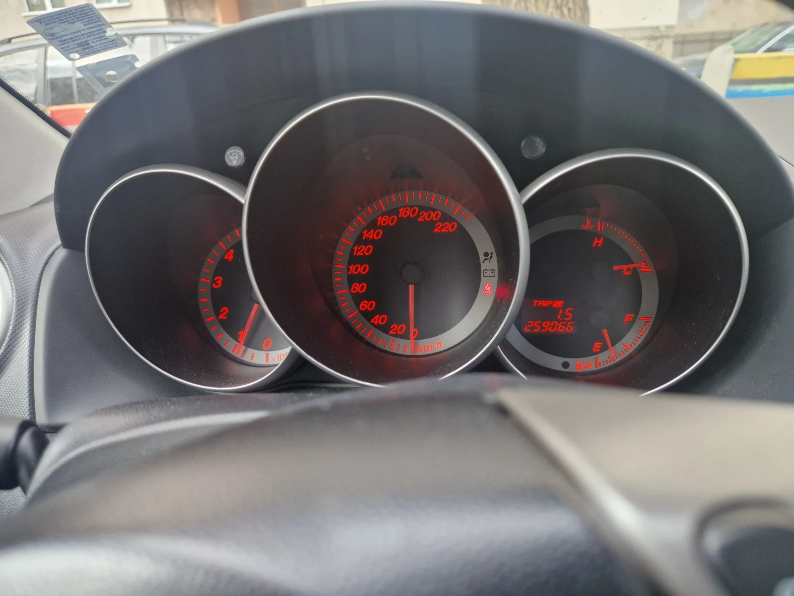 Mazda 3, снимка 6 - Автомобили и джипове - 54177474