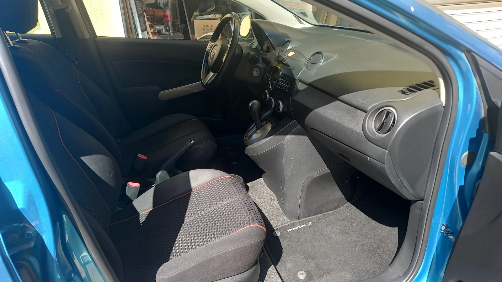 Mazda 2, снимка 6 - Автомобили и джипове - 54179160