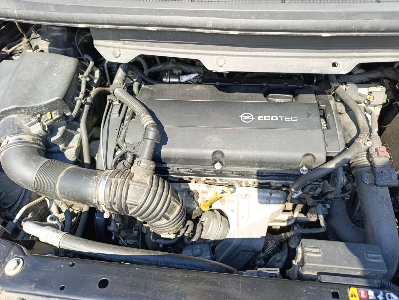 Opel Zafira, снимка 12 - Автомобили и джипове - 54792301