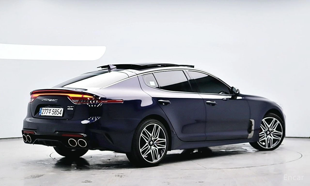 Kia Stinger 3.3 GT AWD* HARMAN KARDON* DISTRONIC* 360* , снимка 4 - Автомобили и джипове - 54893998