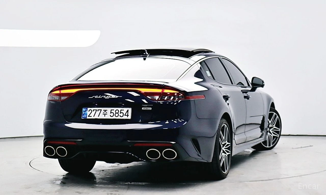 Kia Stinger 3.3 GT AWD* HARMAN KARDON* DISTRONIC* 360* , снимка 3 - Автомобили и джипове - 54893998