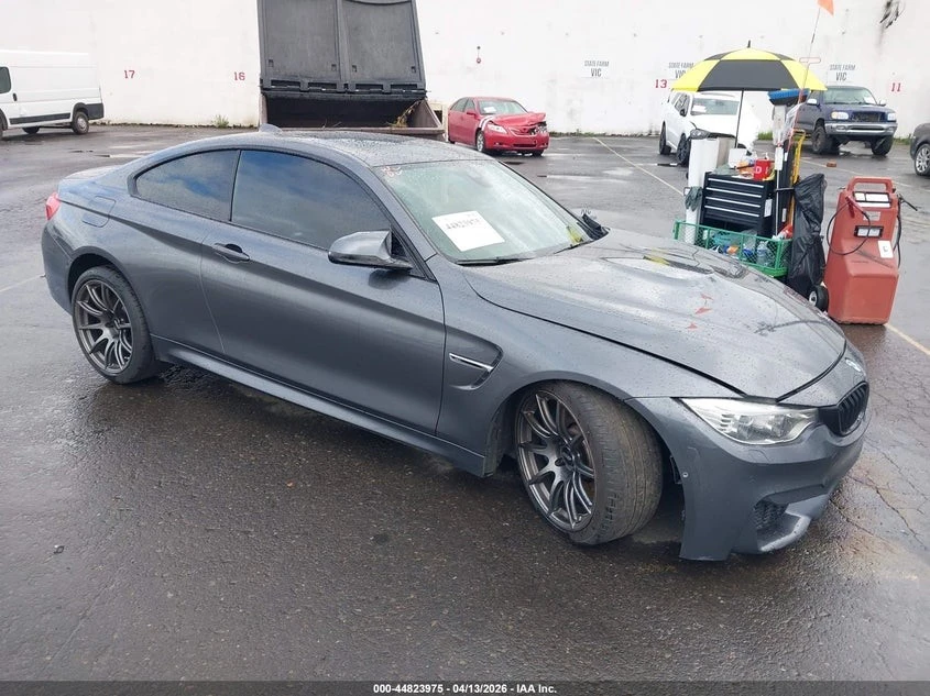 BMW M4 Автокредит Цена до България