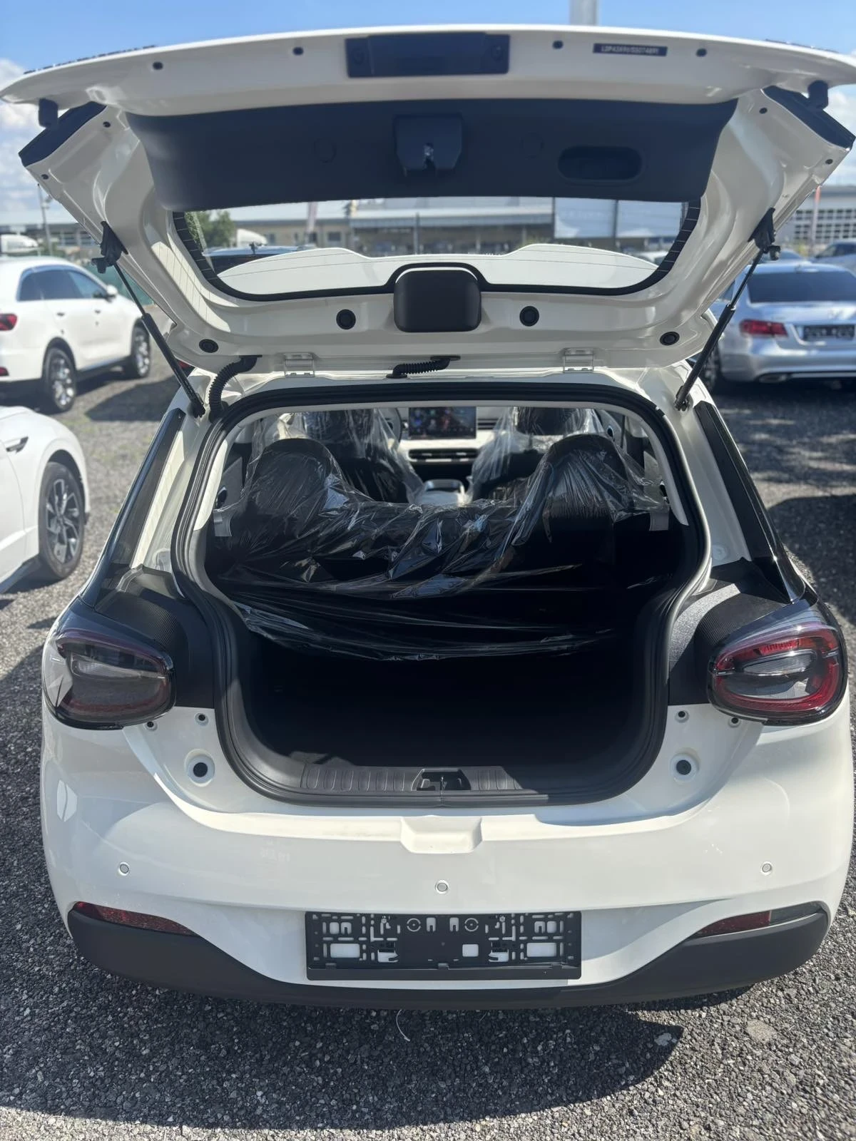 DONGFENG Box ����� ���* �������� | Mobile.bg � ����������� 13