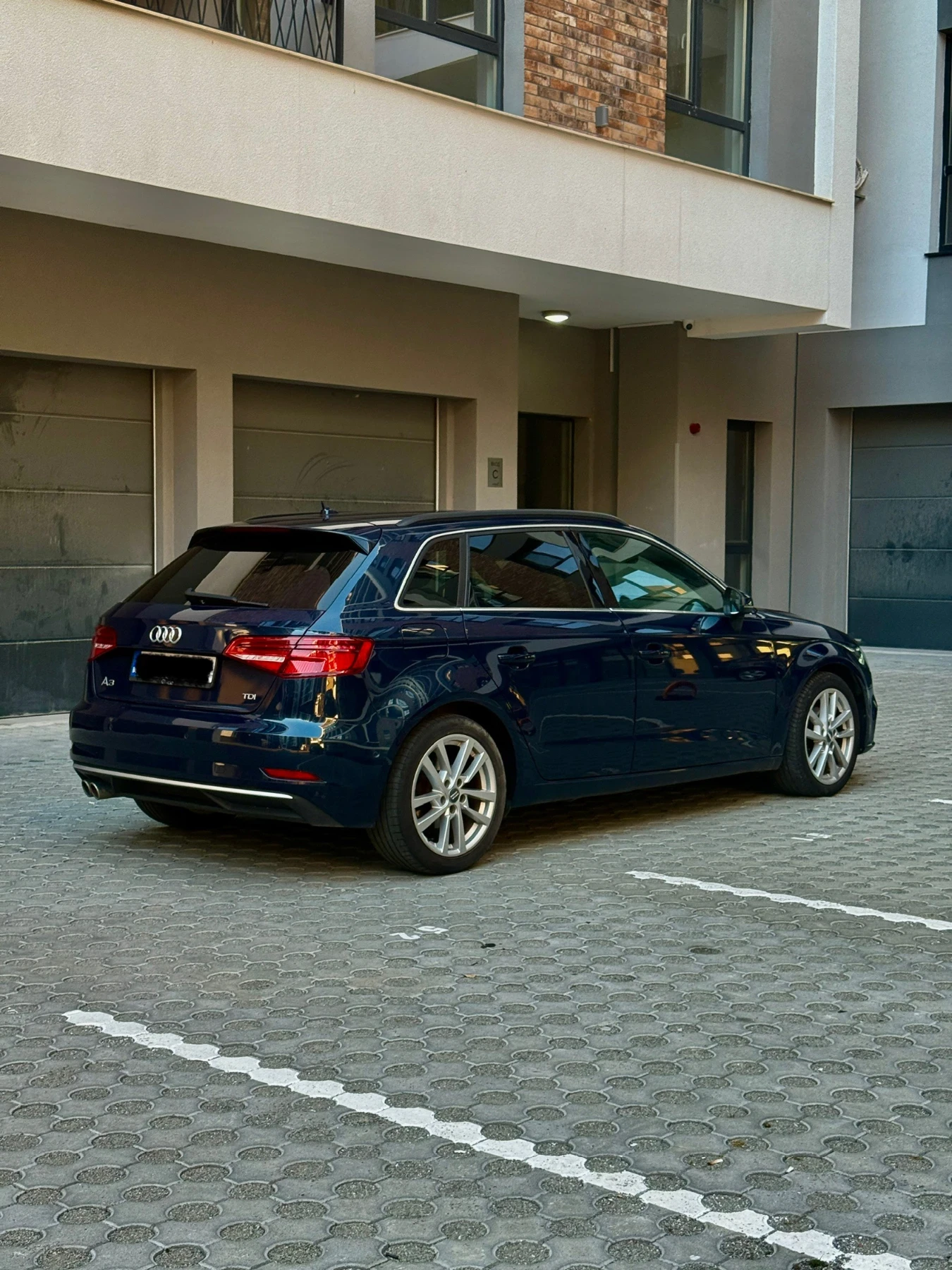 Audi A3 SPORTBACK 2.0 150, снимка 4 - Автомобили и джипове - 55236921