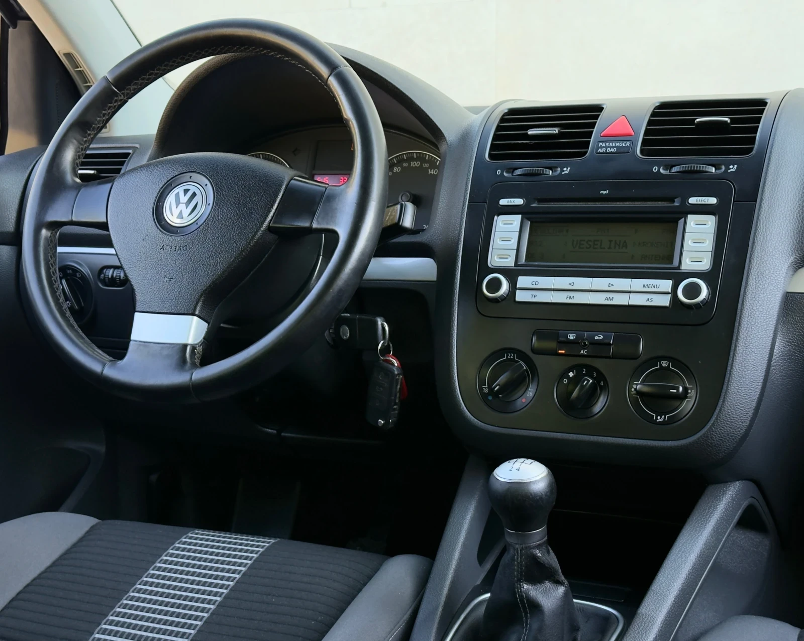 VW Golf 1.9TDi 105hp, снимка 12 - Автомобили и джипове - 55480477