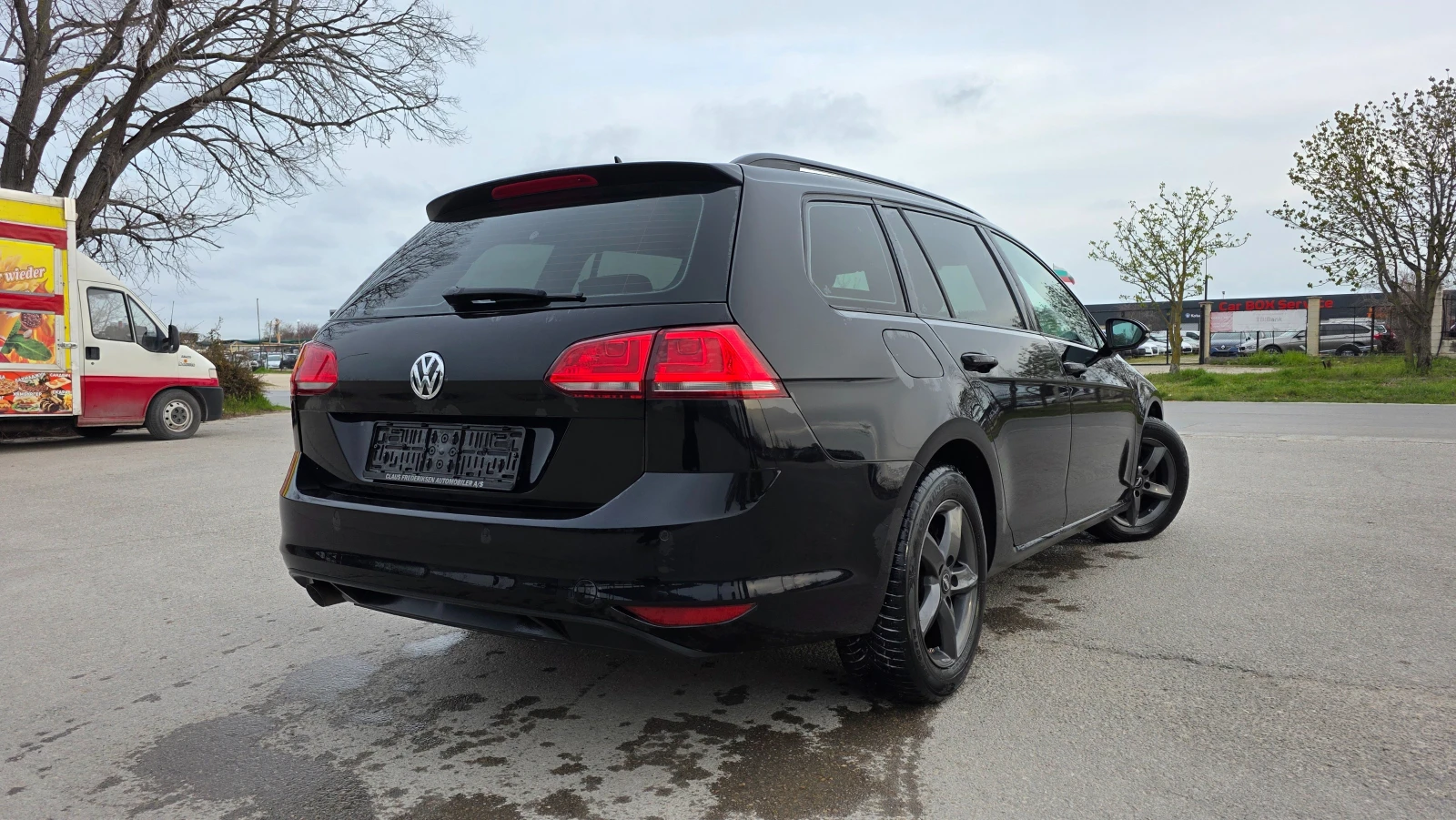 VW Golf КАТО ЧИСТО НОВ, снимка 6 - Автомобили и джипове - 55607553
