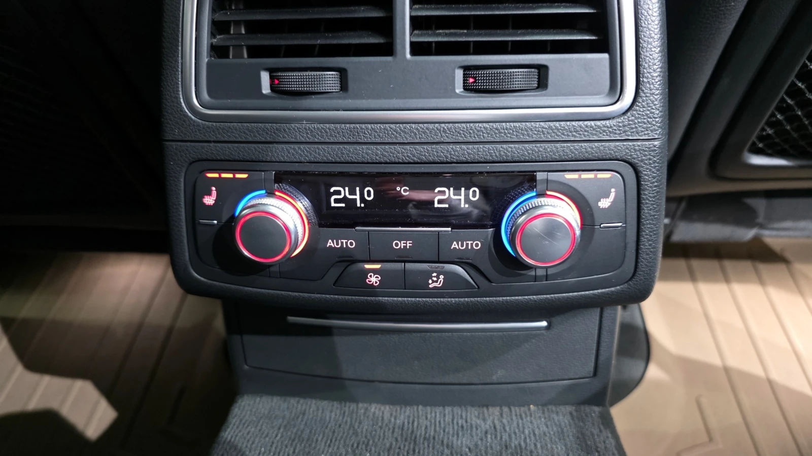 Audi A7 3.0TDI QUATTRO * ПОДГРЕВИ * HUD * ЛЮК, снимка 15 - Автомобили и джипове - 55641231