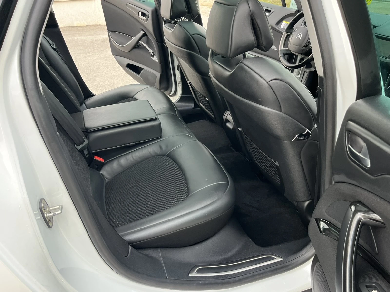 Citroen C5 2.0HDI 163кс АВТОМАТ NAVI КЛИМАТРОНИК ВНОС ИТАЛИЯ, снимка 10 - Автомобили и джипове - 56248490