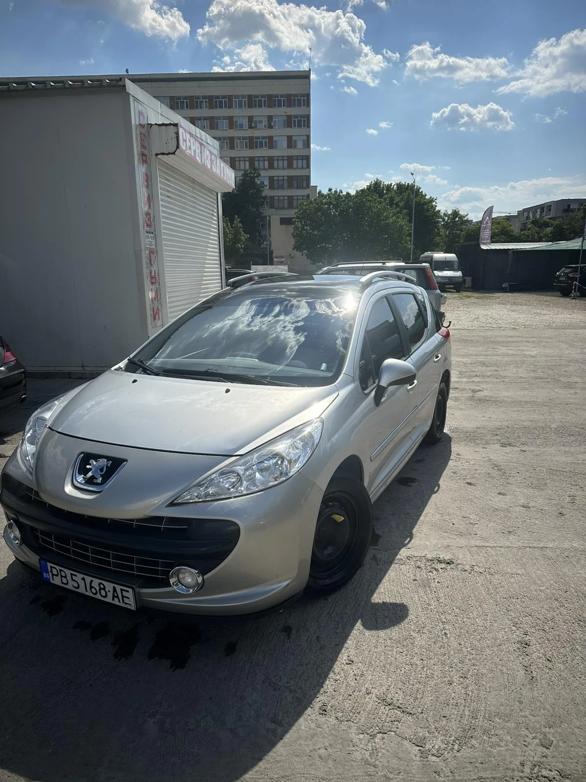 Peugeot 207 Комби , снимка 3 - Автомобили и джипове - 56460613
