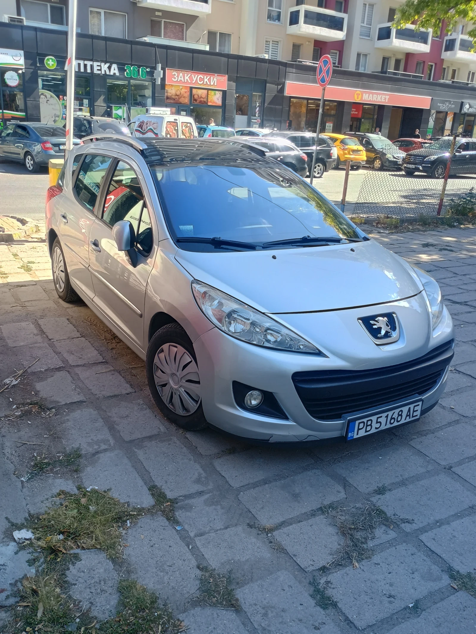 Peugeot 207 Комби , снимка 10 - Автомобили и джипове - 56460613