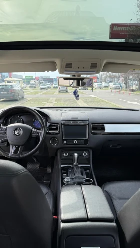 VW Touareg 3.0 TDI, снимка 10 - Автомобили и джипове - 53602914