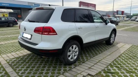 VW Touareg 3.0 TDI, снимка 3 - Автомобили и джипове - 53602914
