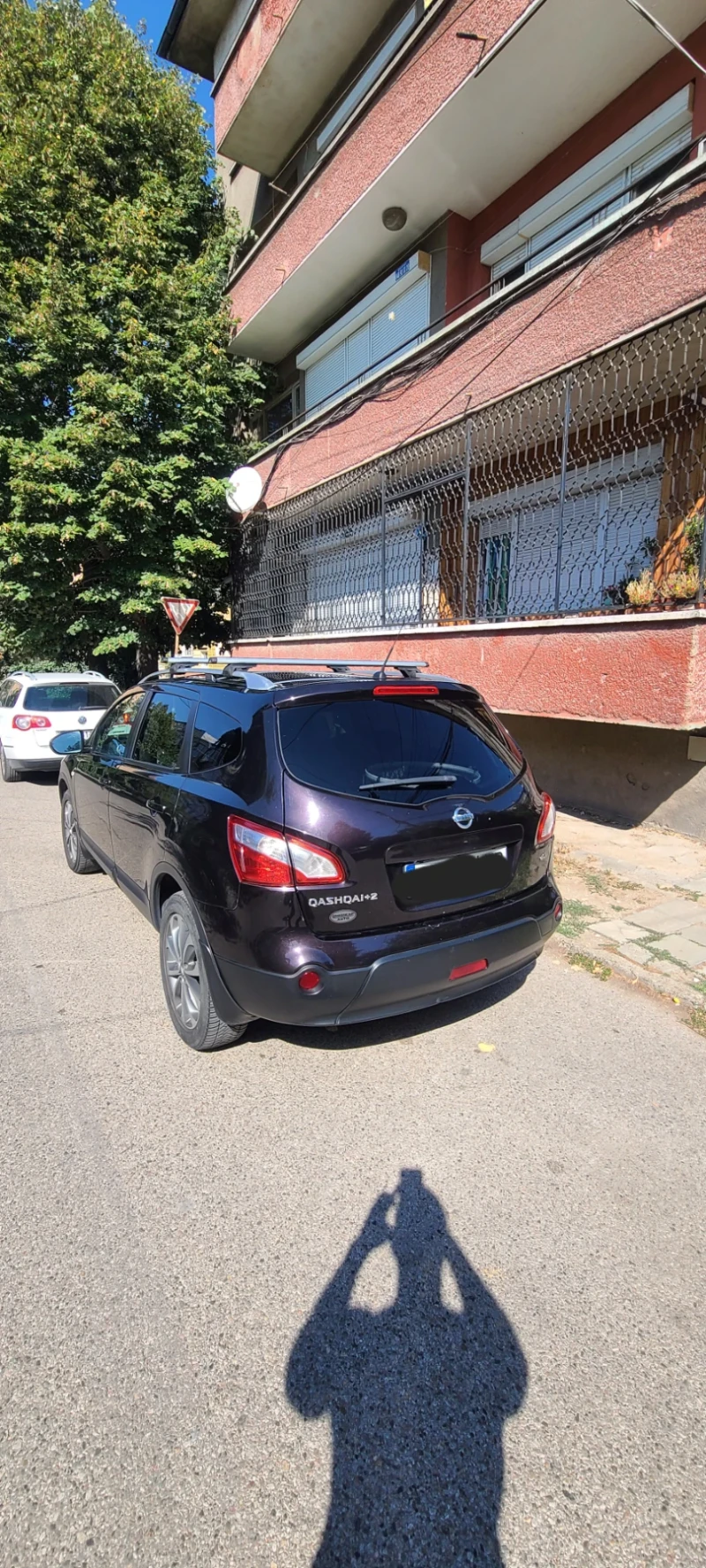 Nissan Qashqai 1.6, 4x4, 7 местен, снимка 13 - Автомобили и джипове - 52527147