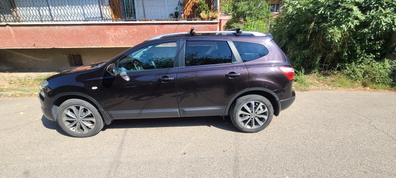 Nissan Qashqai 1.6, 4x4, 7 местен, снимка 4 - Автомобили и джипове - 52527147