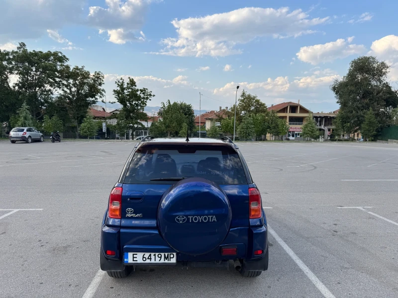 Toyota Rav4 2.0 VVTI, снимка 4 - Автомобили и джипове - 51968247