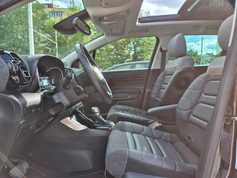 Citroen C3 Aircross 1.5 HDI -LED-KEYLESS-DISTRONIK-LANE ASSIST-PANORAM, снимка 9 - Автомобили и джипове - 51568714