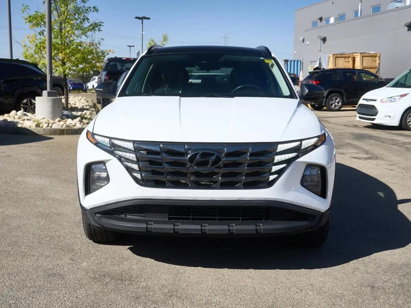 Hyundai Tucson Пано* Подгрев* AWD* Камера, снимка 8 - Автомобили и джипове - 52318055