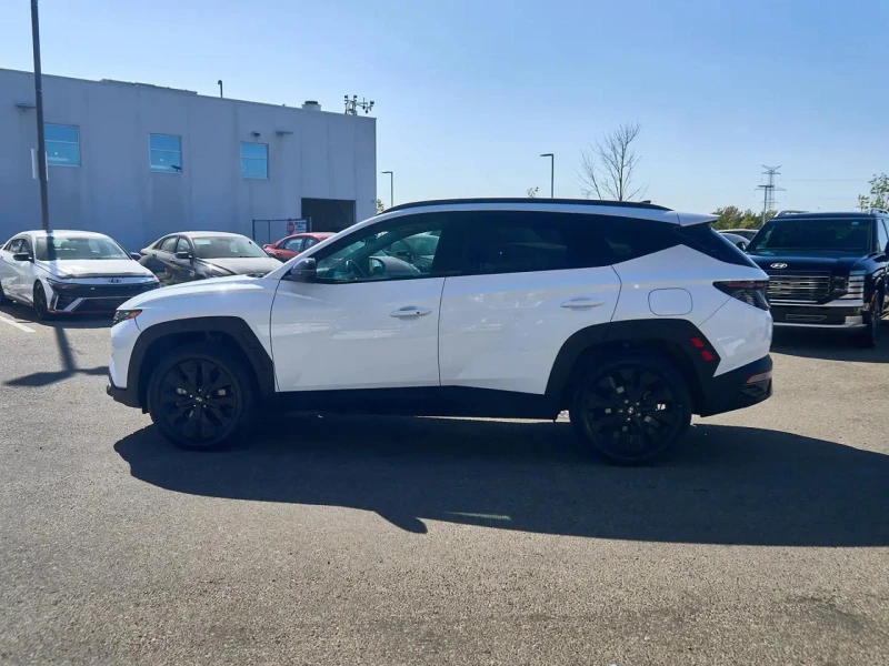 Hyundai Tucson Пано* Подгрев* AWD* Камера, снимка 2 - Автомобили и джипове - 52318055