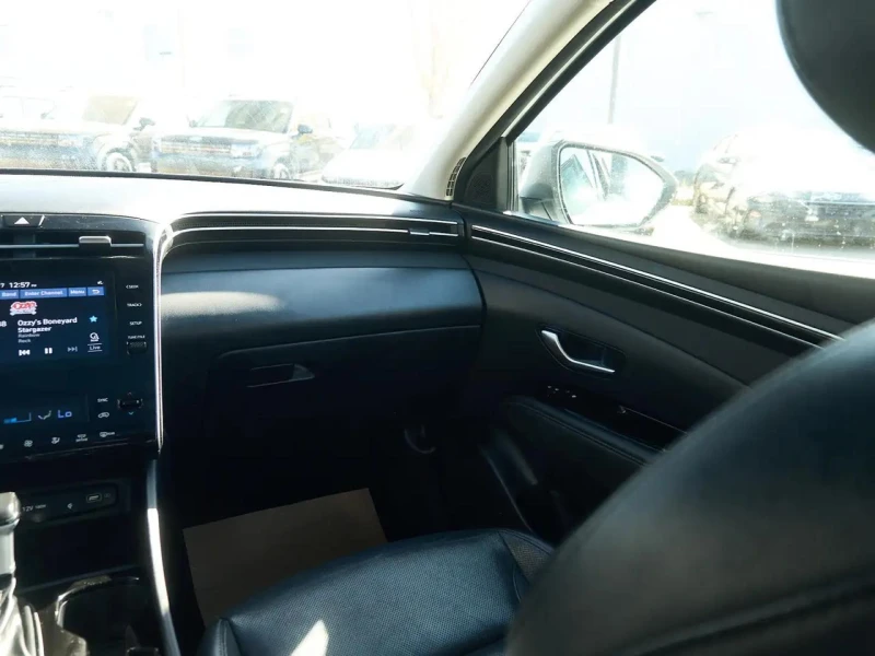 Hyundai Tucson Пано* Подгрев* AWD* Камера, снимка 15 - Автомобили и джипове - 52318055