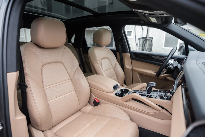 Porsche Cayenne Shadow line / всички екстри, снимка 11 - Автомобили и джипове - 52929321