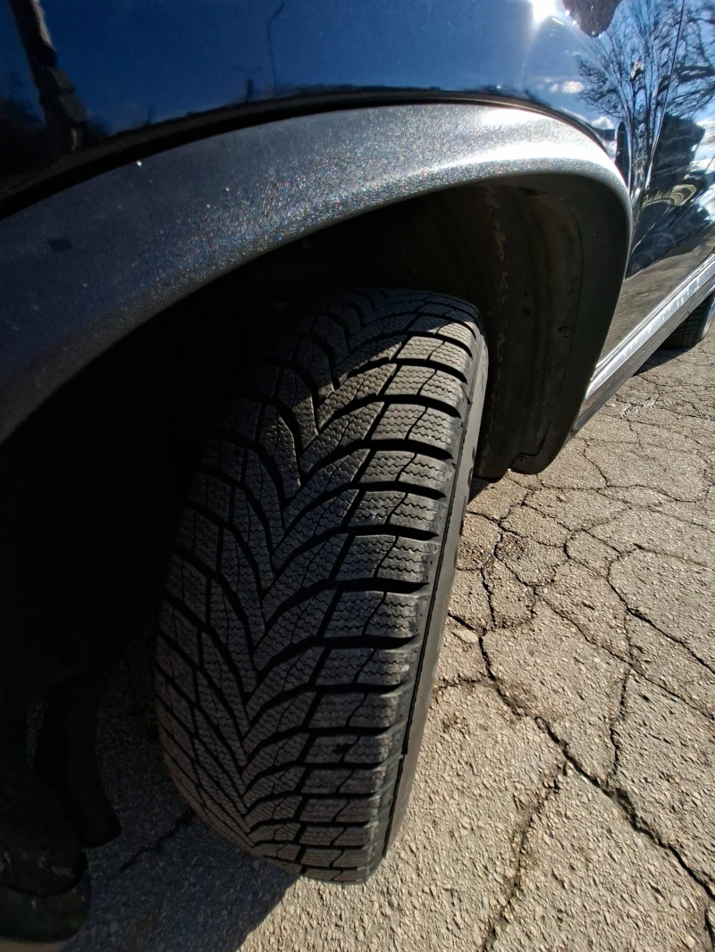 VW Tiguan R-line, снимка 16 - Автомобили и джипове - 53124167