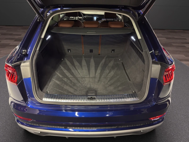 Audi Q8 3.0TDI 52600км!!!, снимка 15 - Автомобили и джипове - 53358600