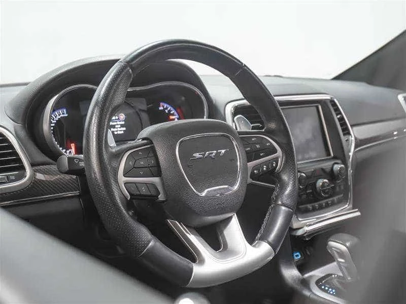 Jeep Grand cherokee SRT* ДИСТРОНИК* HARMAN KARDON* ПАНОРАМА* АЛКАНТАРА, снимка 9 - Автомобили и джипове - 53801630