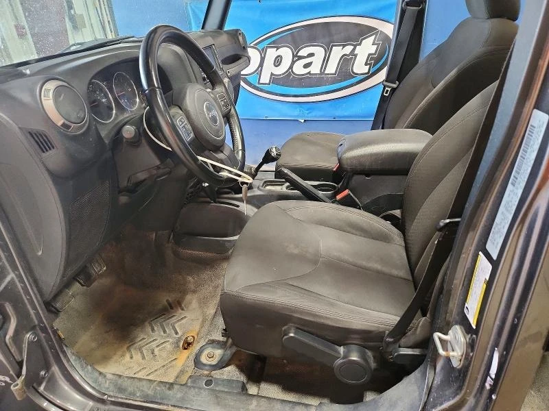 Jeep Wrangler, снимка 7 - Автомобили и джипове - 54684182